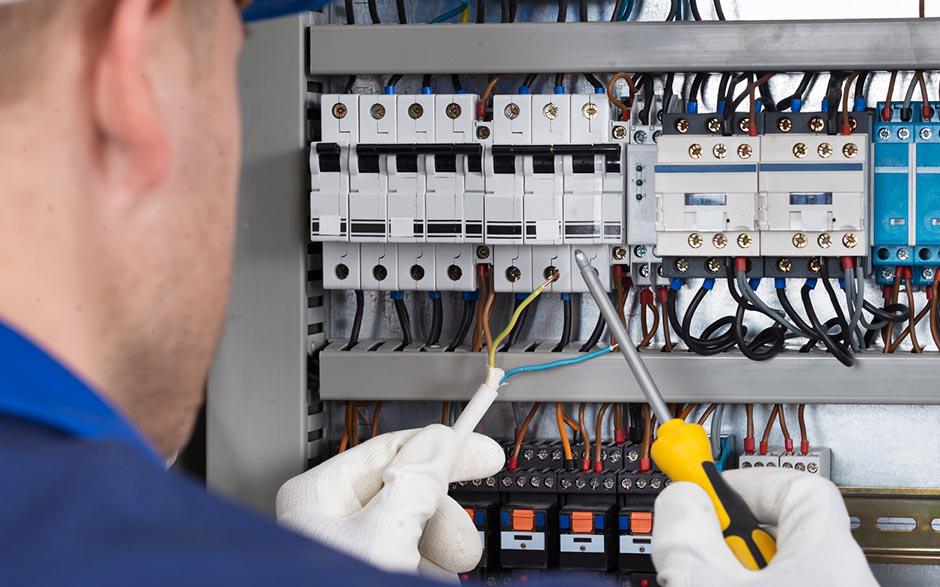 électricien de maintenance Montreuil